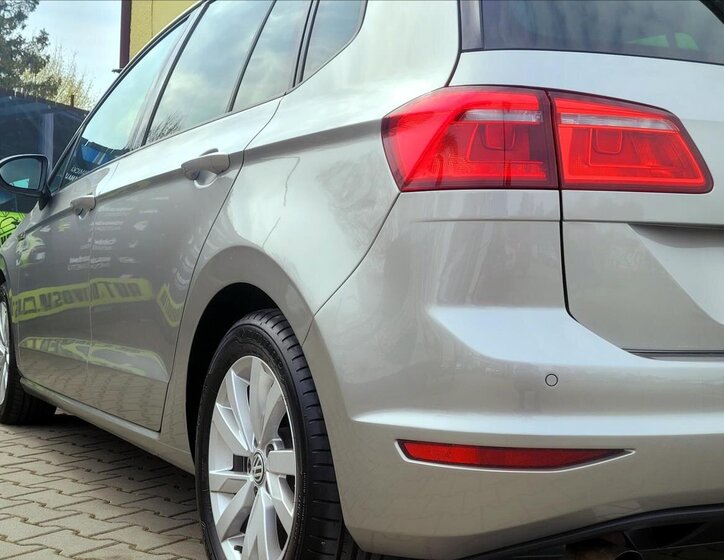 Volkswagen Golf Sportsvan MPV 1,2 l 81 kw