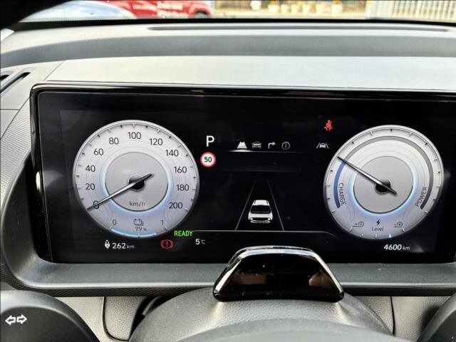 Hyundai Inster SUV / Terénní 0,0 84 kw