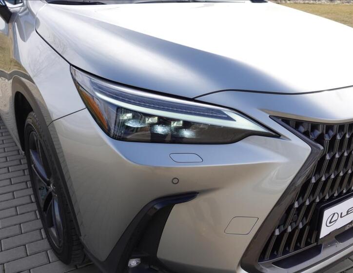 Lexus NX 350h 40