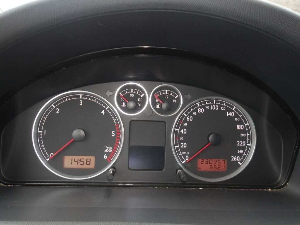 Volkswagen Sharan Kombi 2,0 l 103 kw