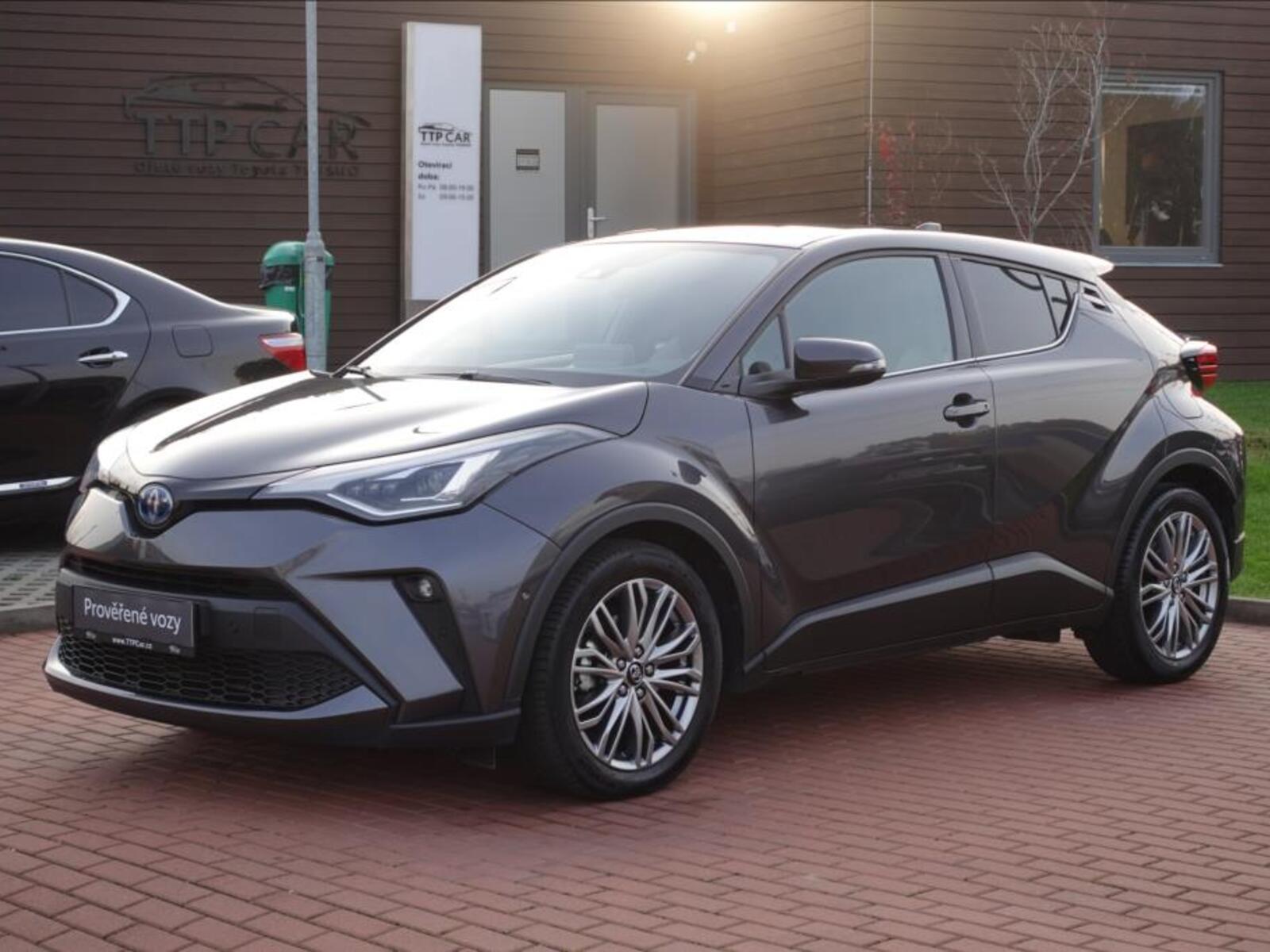 Toyota C-HR 1