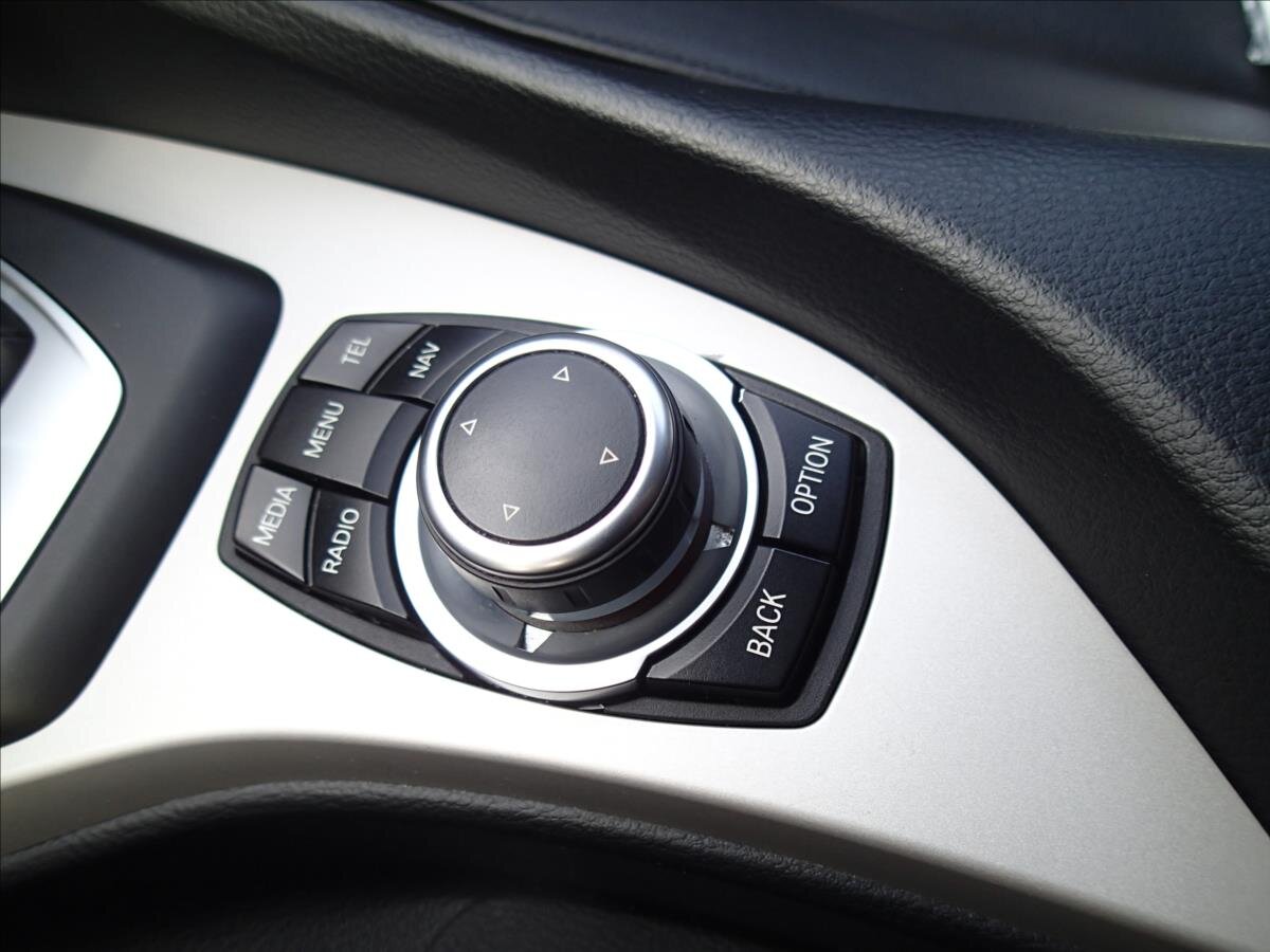 BMW X1 SUV / Terénní 2,0 l 135 kw