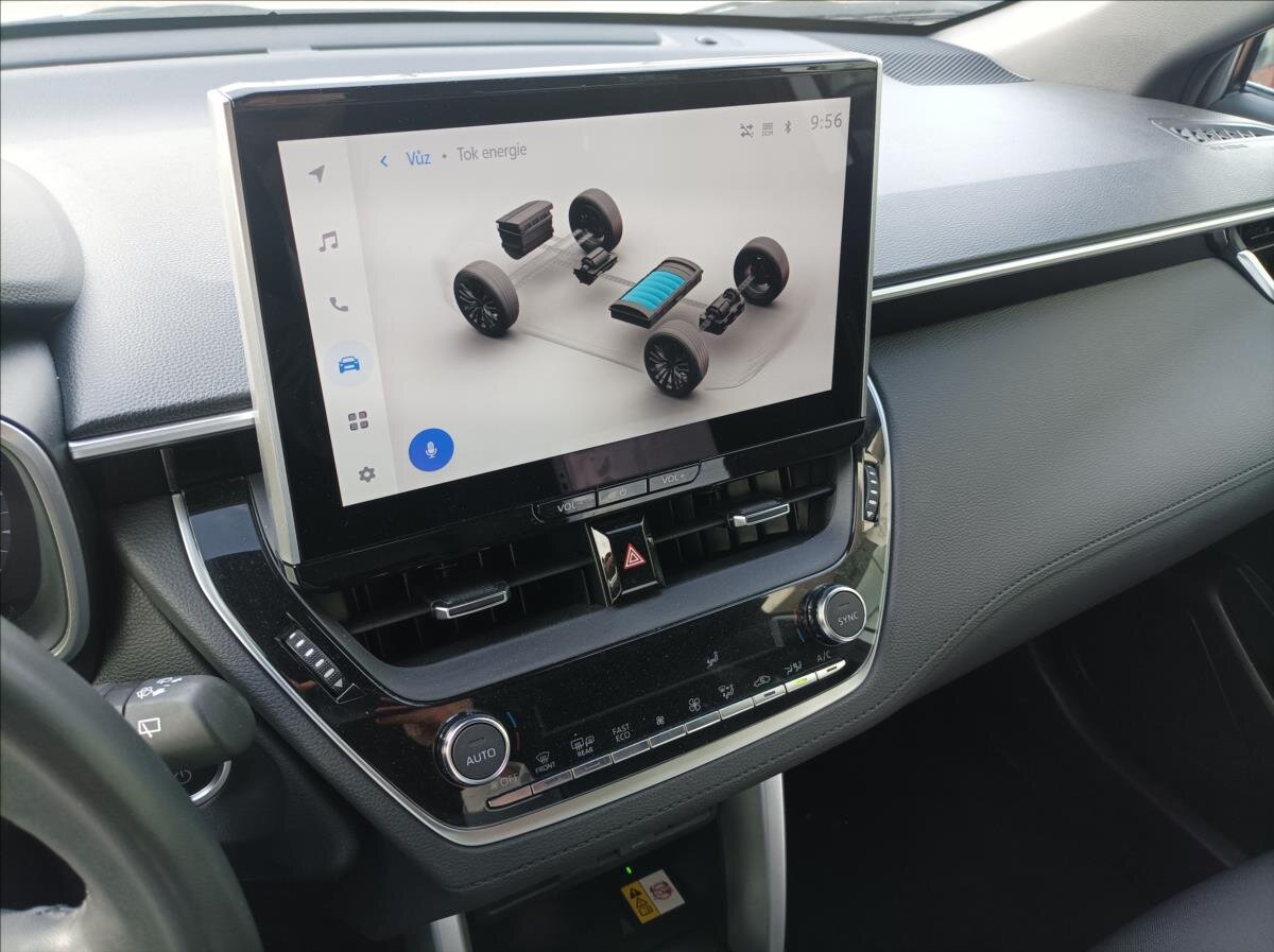 Toyota Corolla Cross SUV / Terénní 2,0 l 112 kw