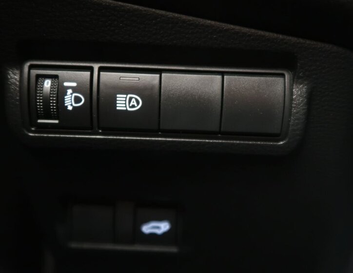 Toyota Corolla Cross Hatchback 2,0 l 112 kw