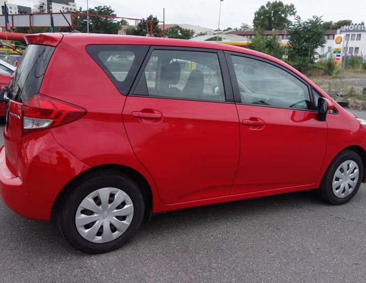 Toyota Corolla Verso 10