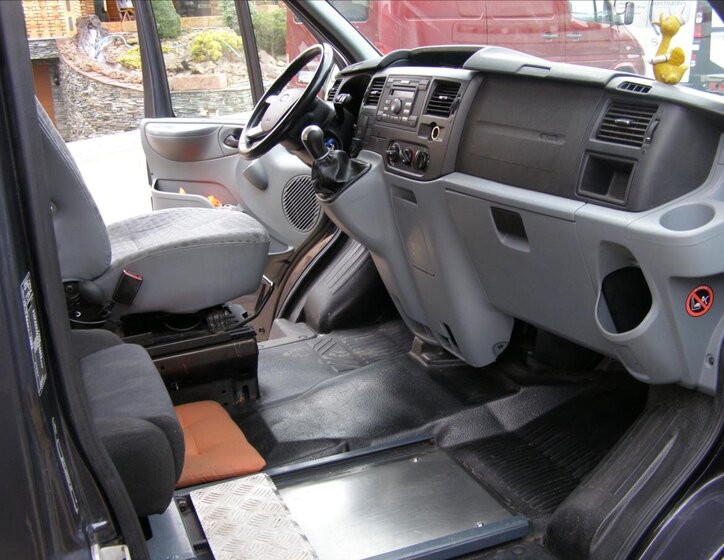 Ford Transit MPV 2,2 l 63 kw