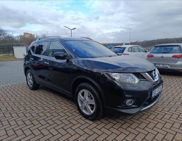 Nissan X-Trail SUV 1,6 l 120 kw