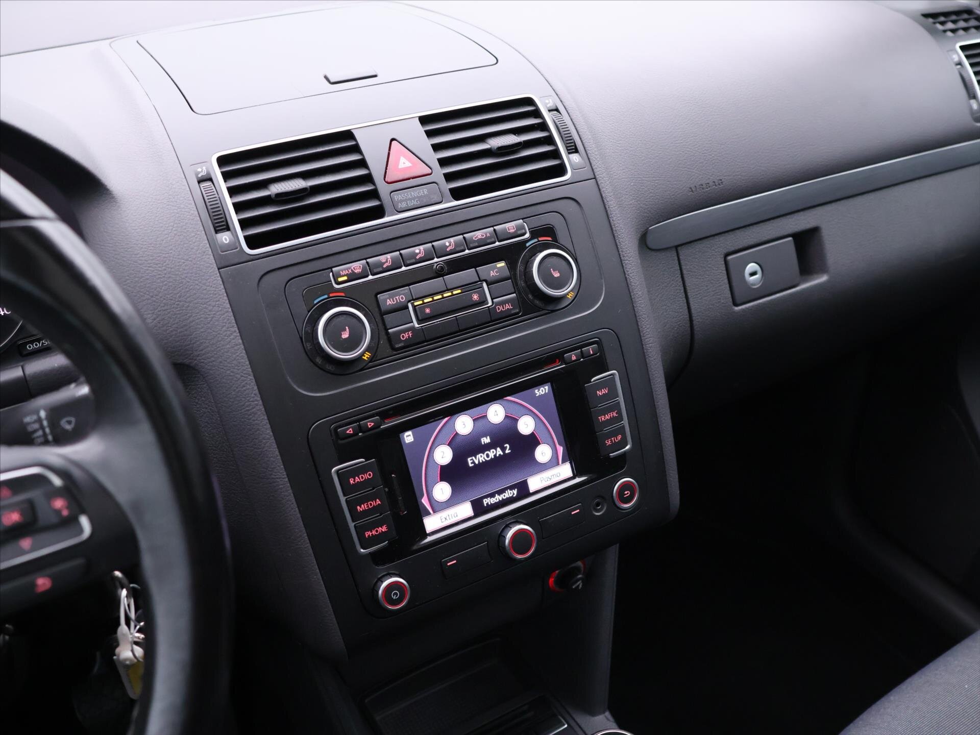 Volkswagen Touran MPV 1,4 l 103 kw