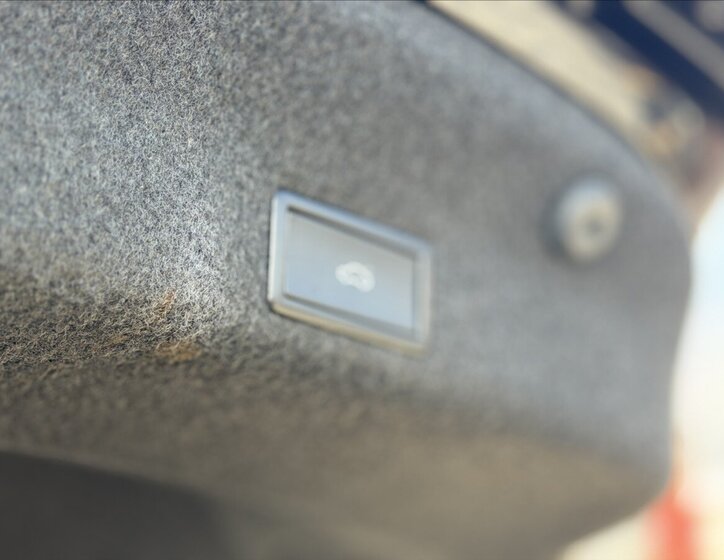 Volkswagen Passat Sedan / Limuzína 2,0 l 110 kw