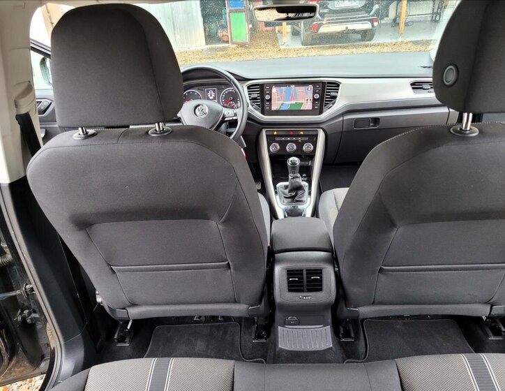 Volkswagen T-Roc 42