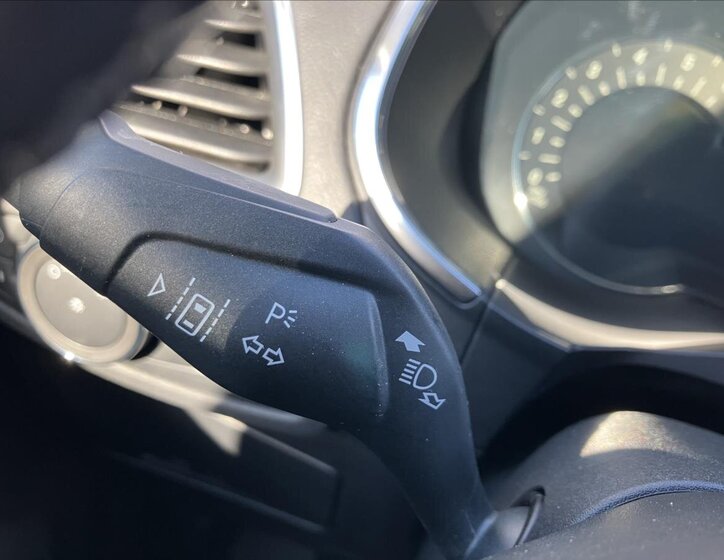 Ford S-MAX MPV 2,0 l 110 kw