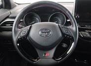 Toyota C-HR SUV 2,0 l 112 kw