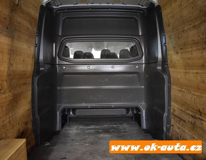 Volkswagen Crafter Skříň 2,0 l 103 kw