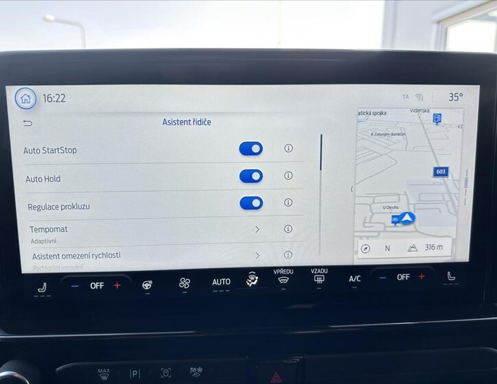 Ford Tourneo Custom 38