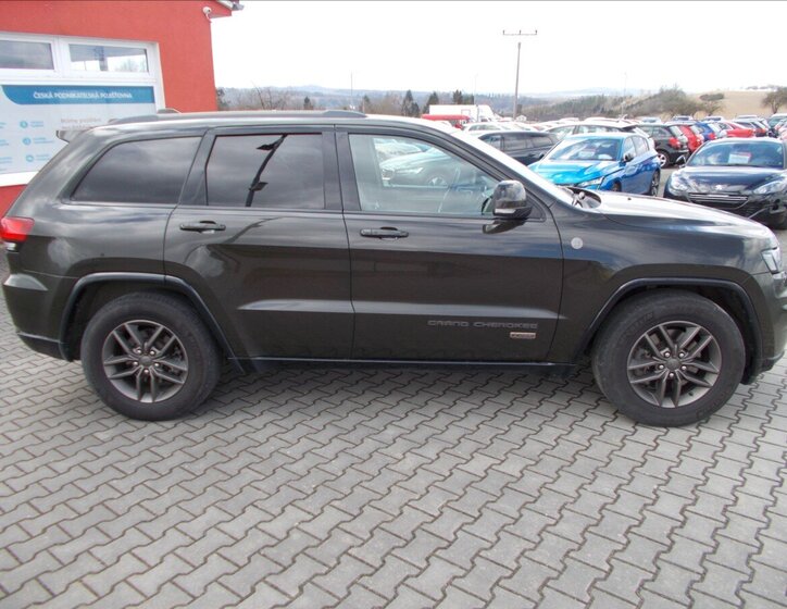 Jeep Grand Cherokee Ostatní 3,0 l 184 kw