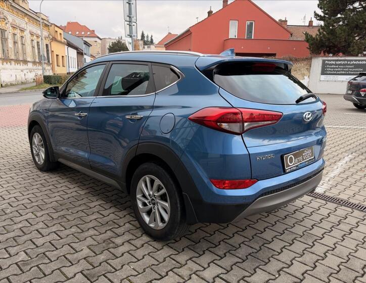 Hyundai Tucson 4