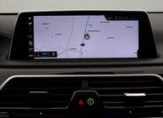 BMW Řada 7 Sedan / Limuzína 4,4 l 330 kw