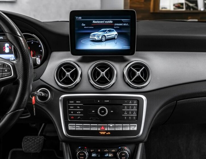 Mercedes-Benz GLA SUV 2,1 l 100 kw