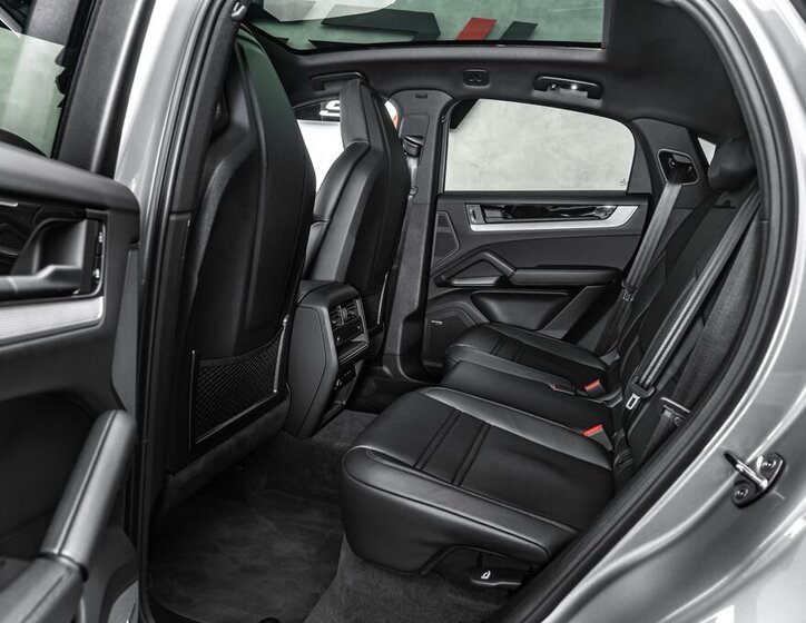 Porsche Cayenne SUV / Terénní 3,0 l 260 kw