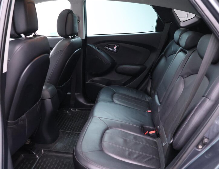 Hyundai ix35 SUV 2,0 l 120 kw