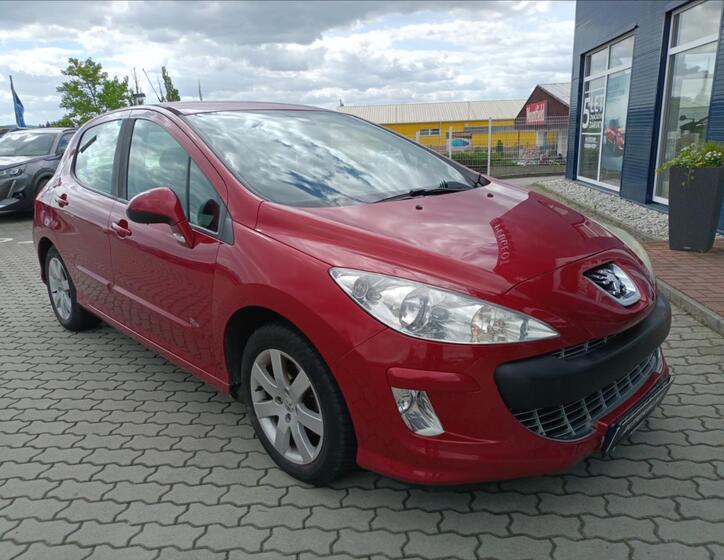 Peugeot 308 8