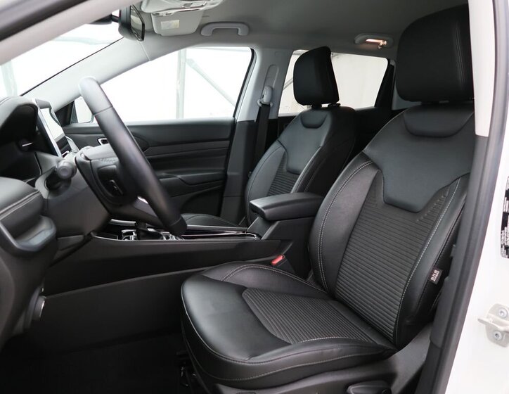 Jeep Compass SUV / Terénní 1,6 l 96 kw