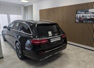 Mercedes-Benz Třídy E Kombi 2,0 l 143 kw