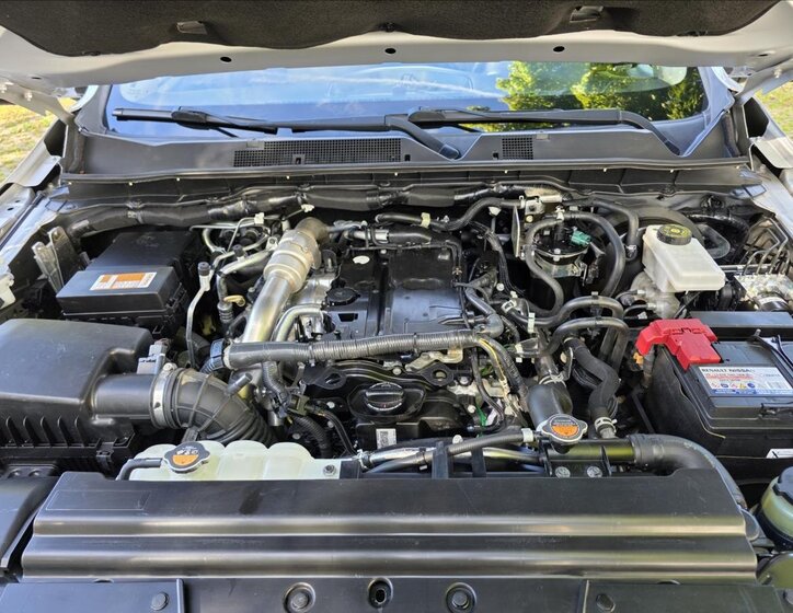 Nissan Navara Pick-up 2,3 l 120 kw