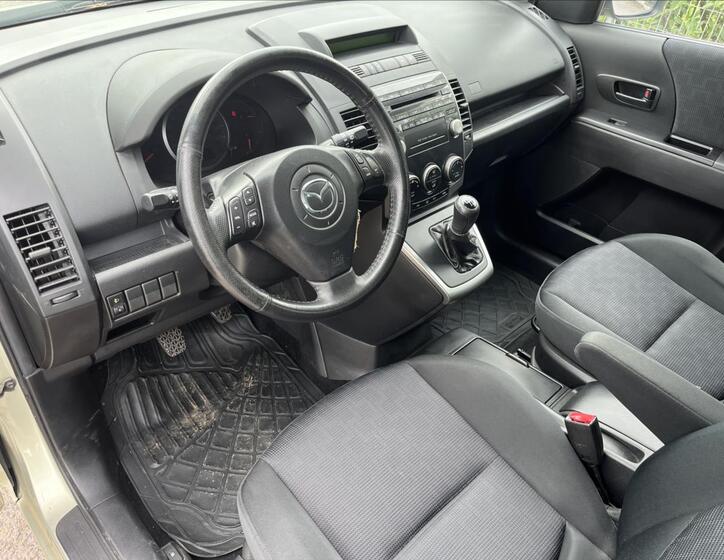 Mazda 5 9