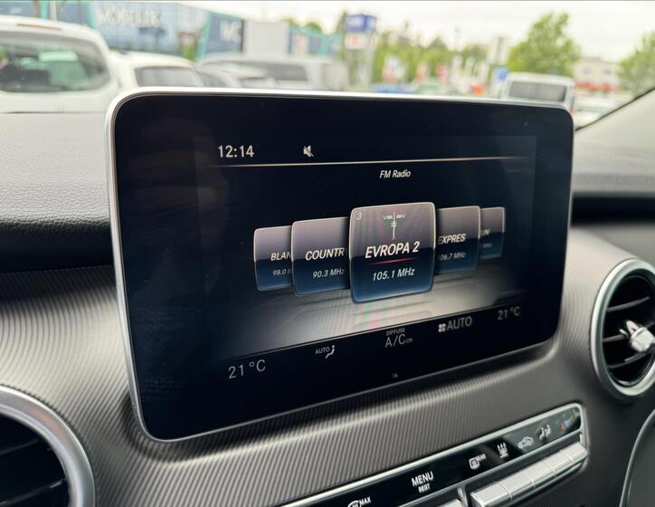 Mercedes-Benz Třídy V 12