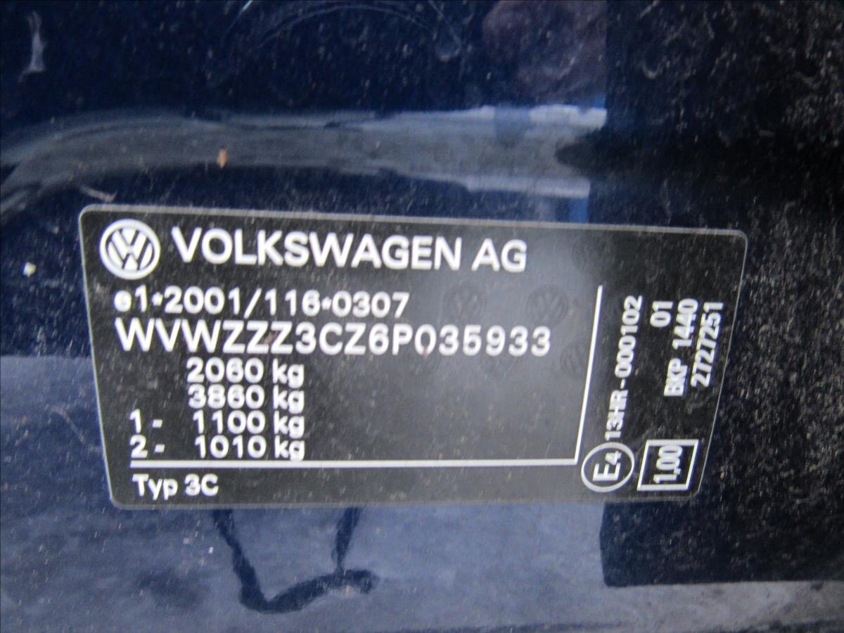 Volkswagen Passat Sedan 2,0 l 103 kw