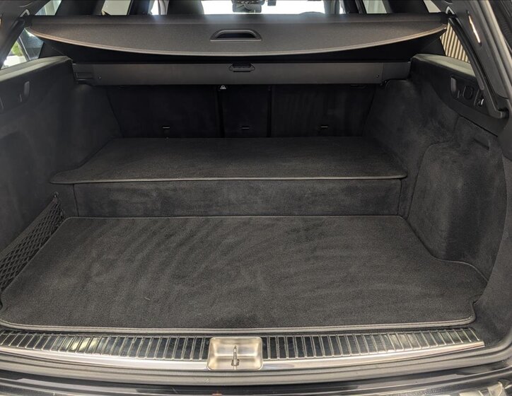 Mercedes-Benz Třídy E Kombi 2,0 l 143 kw