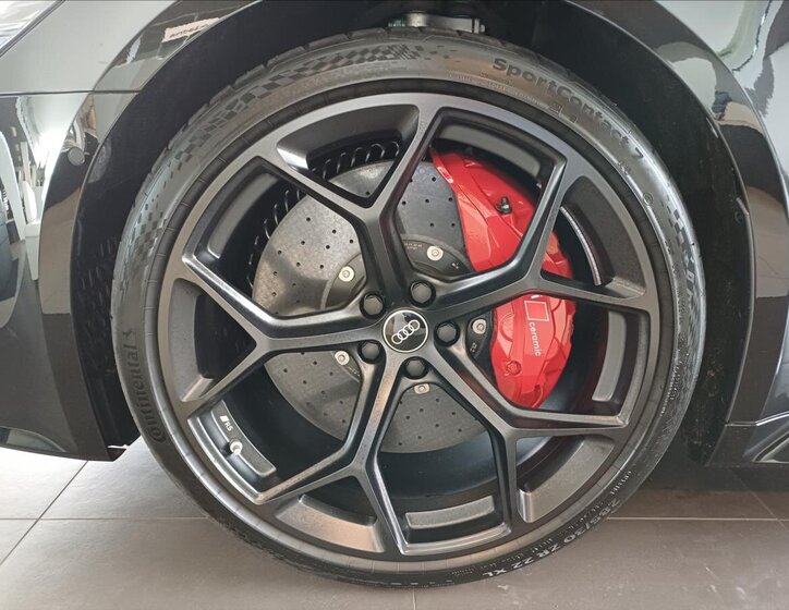 Audi RS 6 Kombi 4,0 l 463 kw