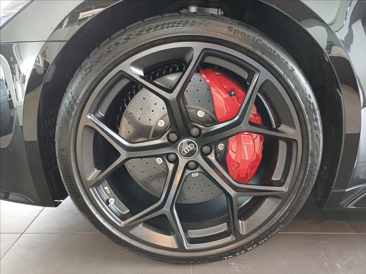 Audi RS 6 Kombi 4,0 l 463 kw