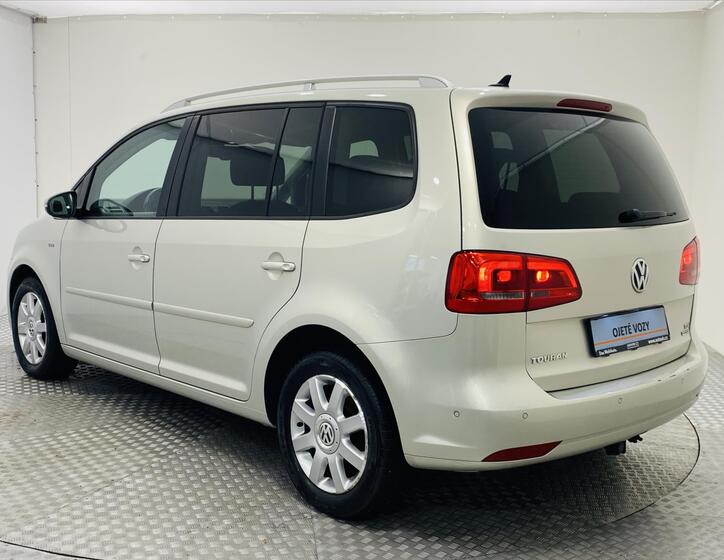 Volkswagen Touran 25