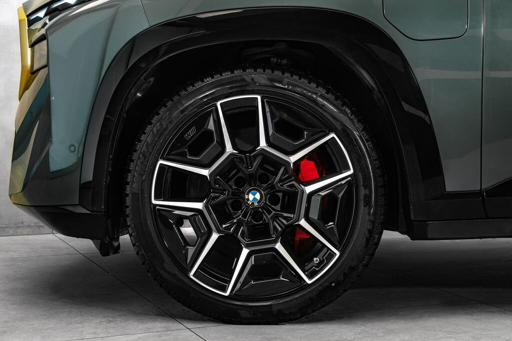 BMW XM SUV 4,4 l 360 kw