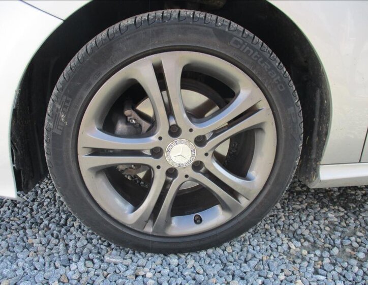 Mercedes-Benz Třídy B Kombi 1,5 l 80 kw