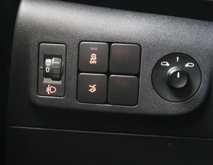 Citroën C-Elysée 19