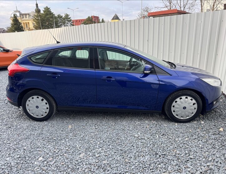 Ford Focus Hatchback 1,5 l 77 kw