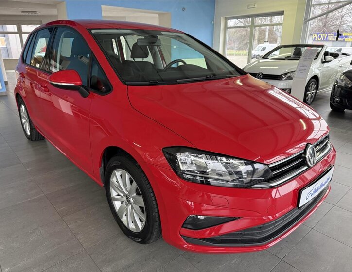 Volkswagen Golf Sportsvan 1