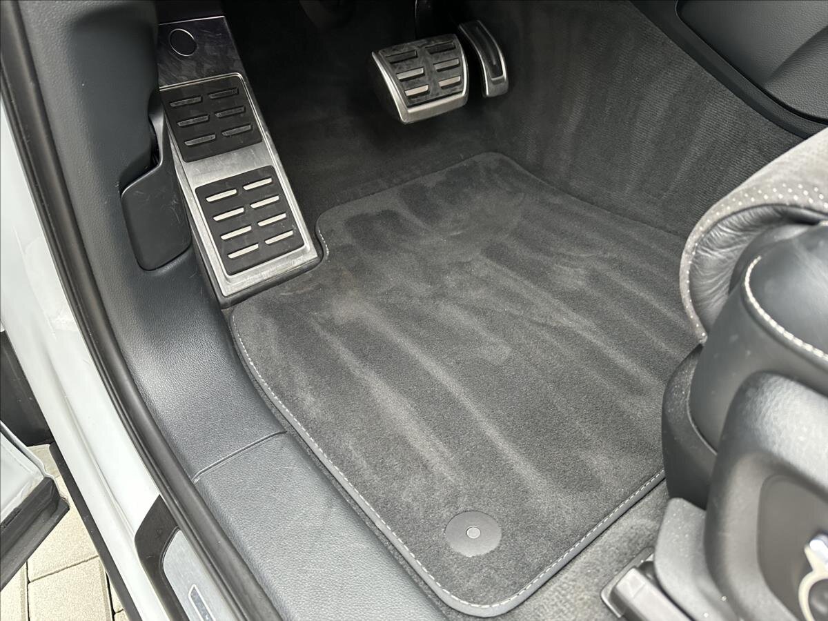 Audi SQ7 SUV / Terénní 4,0 l 320 kw