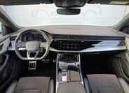 Audi Q8 SUV / Terénní 3,0 l 210 kw