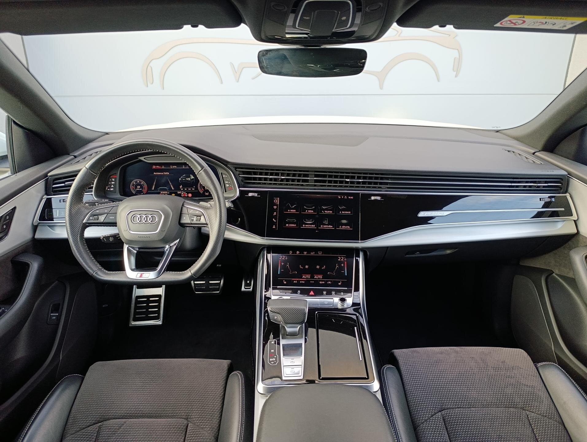 Audi Q8 SUV / Terénní 3,0 l 210 kw