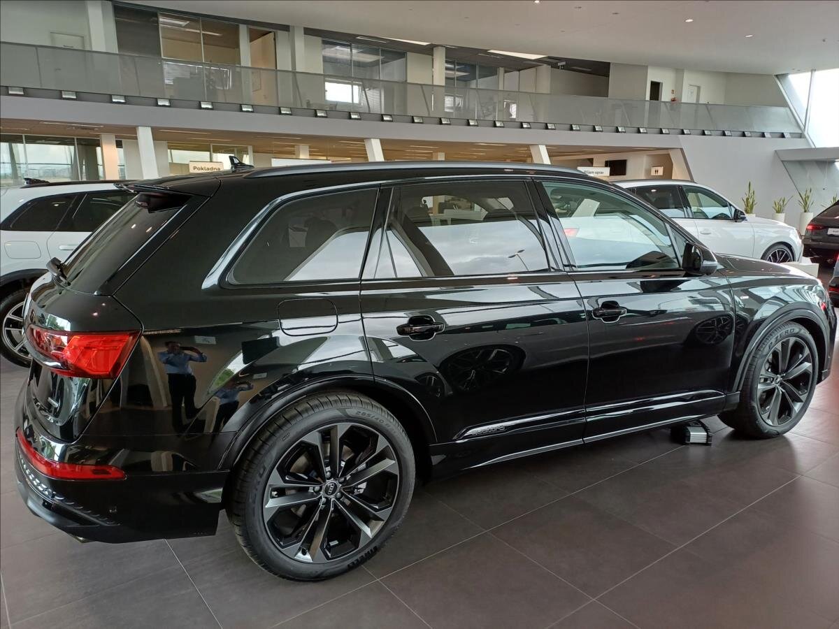Audi Q7 SUV / Terénní 3,0 l 210 kw