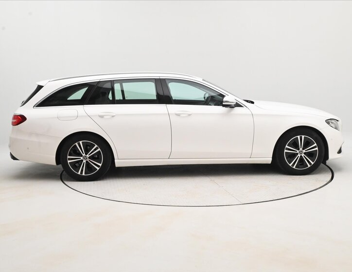 Mercedes-Benz Třídy E 4