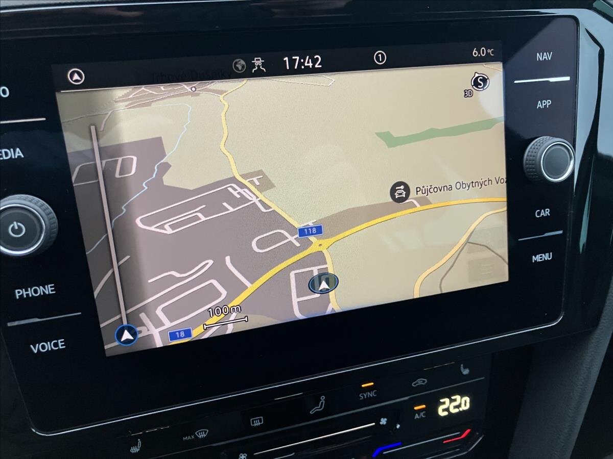 Volkswagen Passat Kombi 2,0 l 110 kw