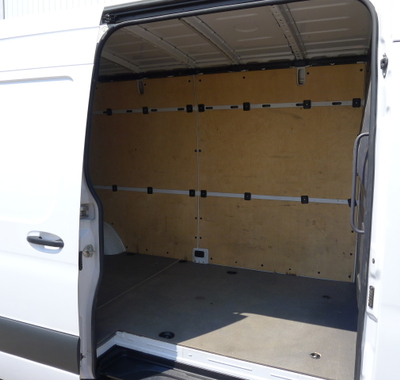 Mercedes-Benz Sprinter 8