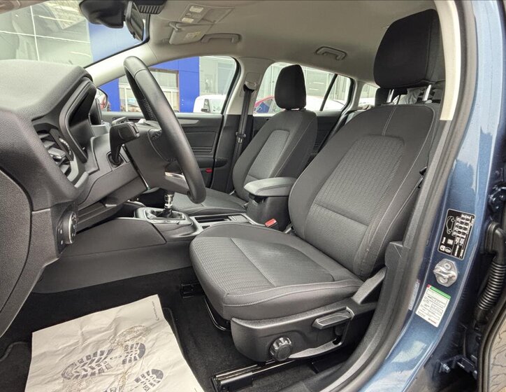 Ford Focus Kombi 999,0 92 kw