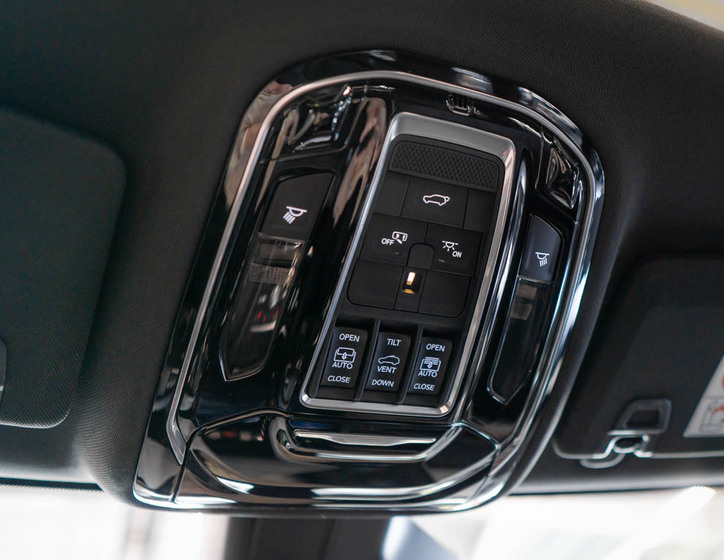 Jeep Grand Cherokee 40