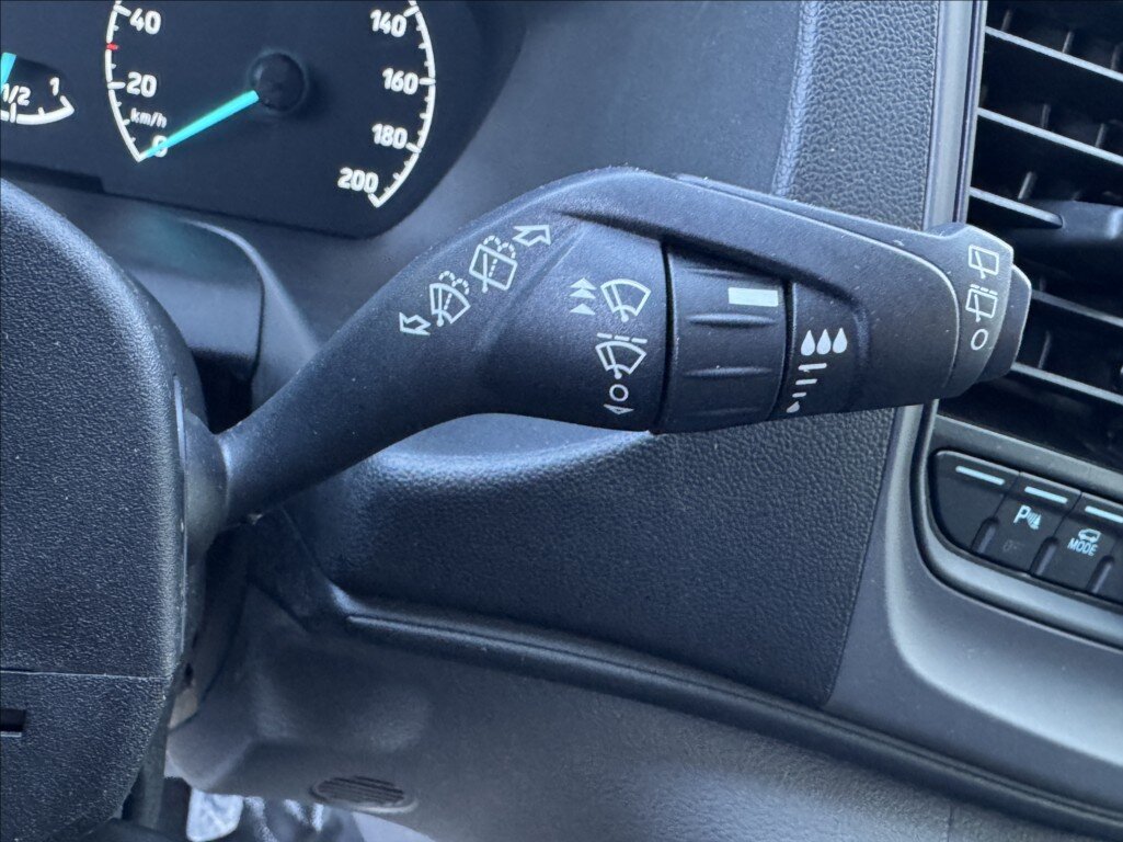 Ford Transit Kombi 2,0 l 96 kw